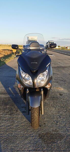 Honda Silverwing SWT 600