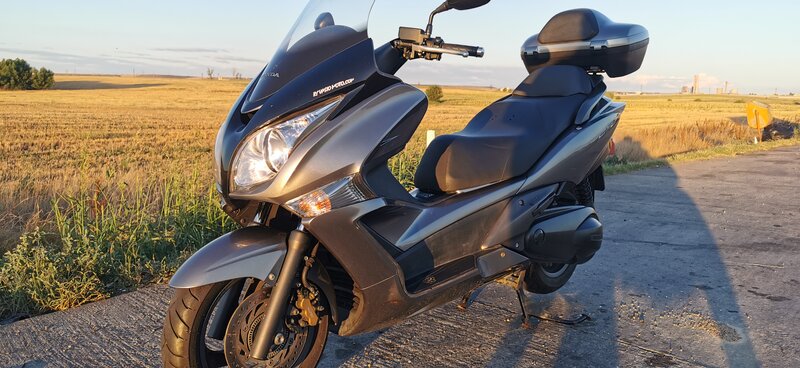 Honda Silverwing SWT 600