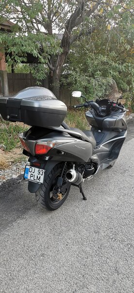 Honda Silverwing SWT 600